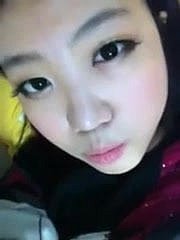 Cute Chinese Girl Self Record Masturbation!
